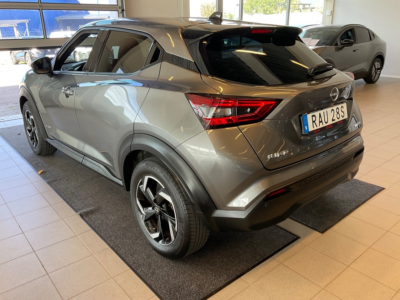 Nissan Juke 2023, bild 3/10