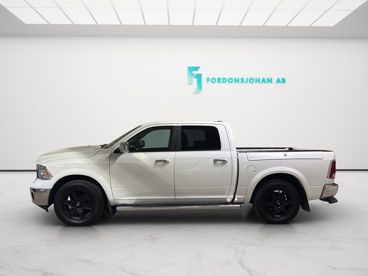 RAM 1500 2018, photo 2/16