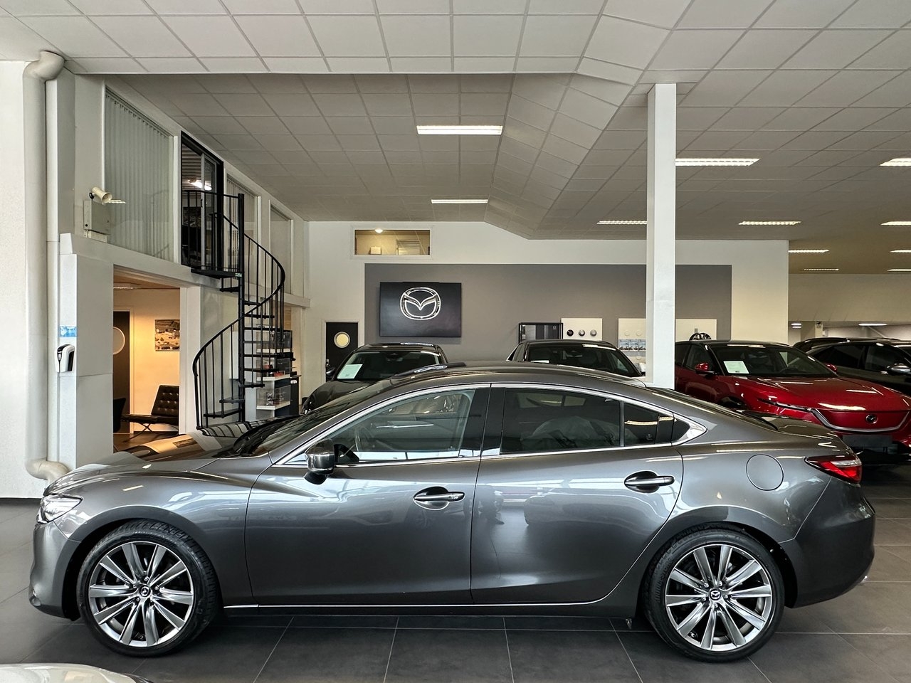 Mazda 6 2.5 SKYACTIV-G Signature 2019, bild 2/10