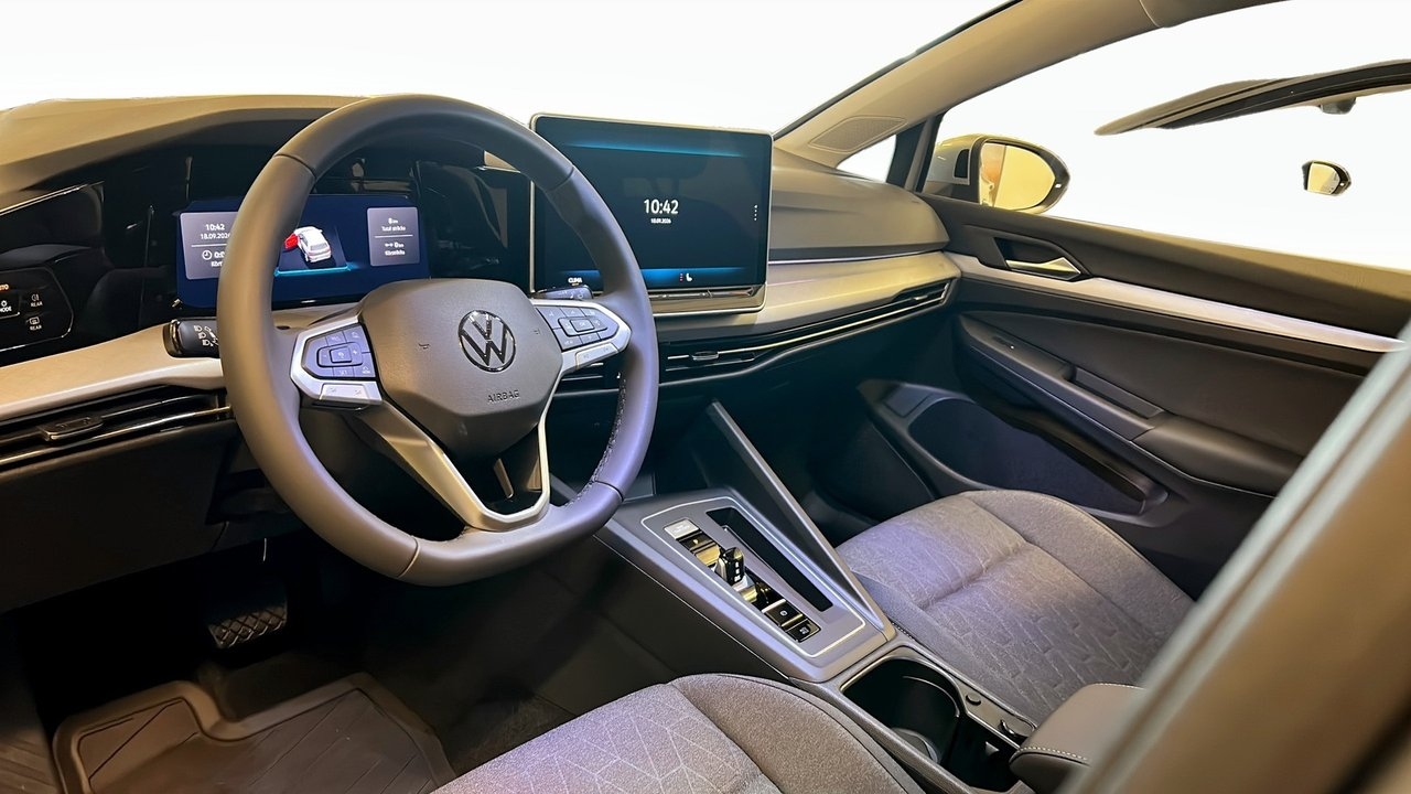 Volkswagen Golf 2026, bild 7/10