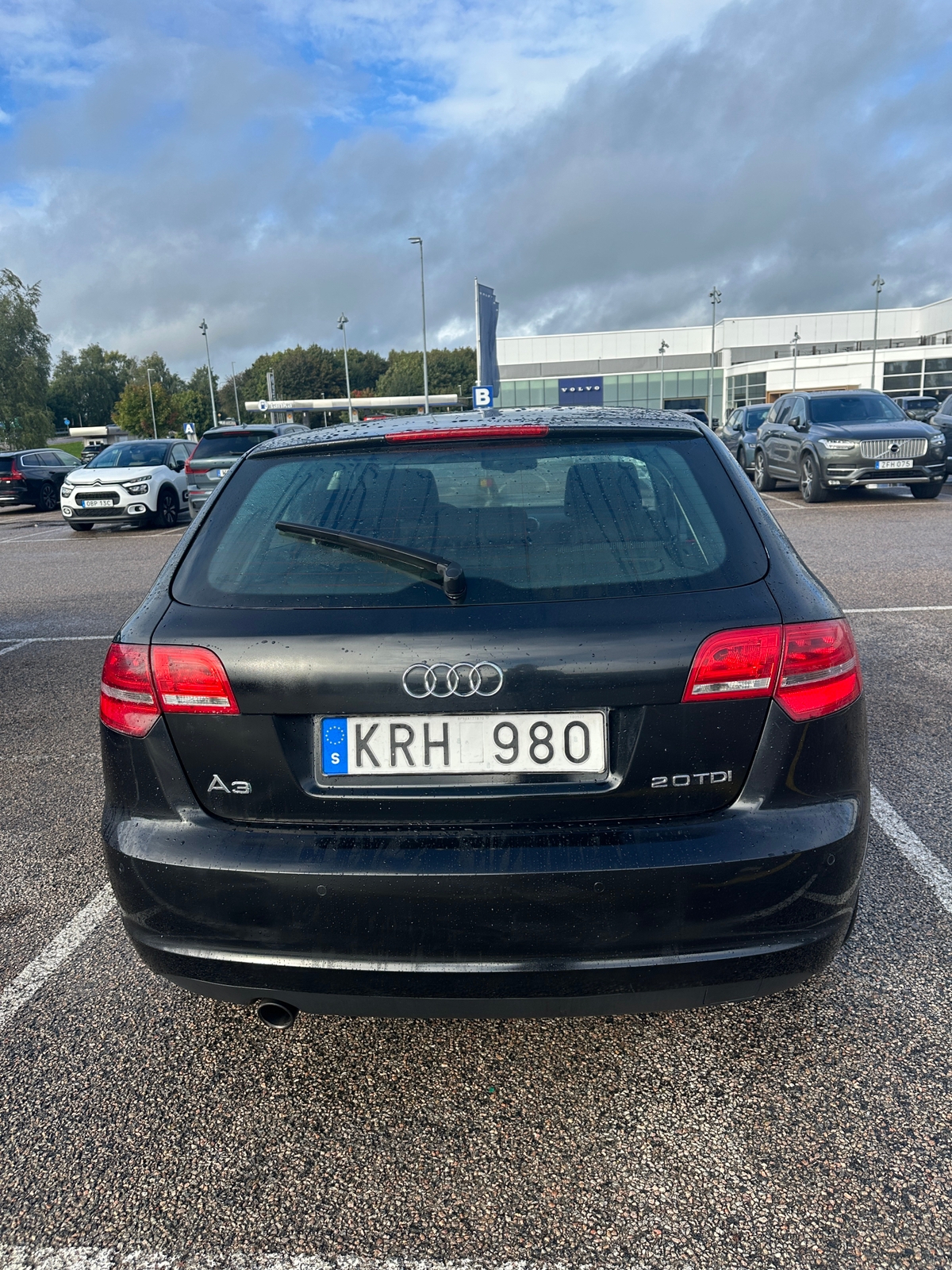 Audi A3 Sportback 2.0 TDI S Tronic 2010, photo 3/7