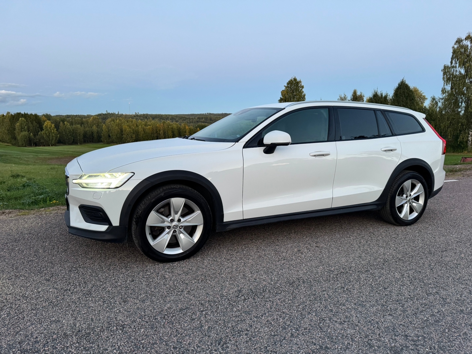 Volvo V60 Cross Country