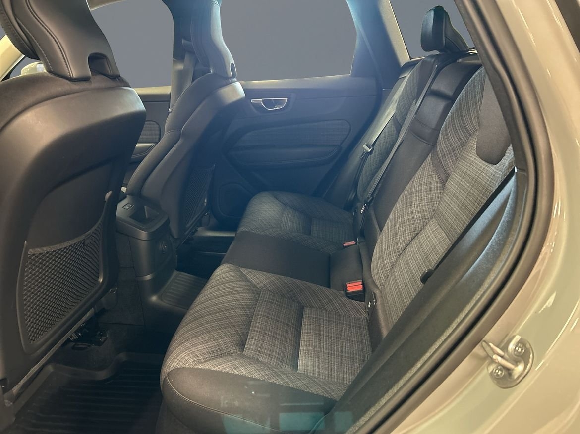 Volvo XC60 T6 AWD Core Nordic Edition 2025, bild 7/13