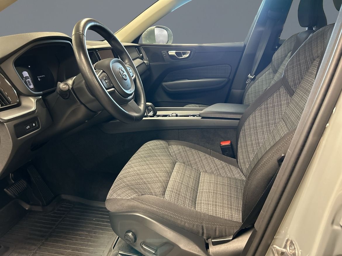 Volvo XC60 T6 AWD Core Nordic Edition 2025, bild 5/13