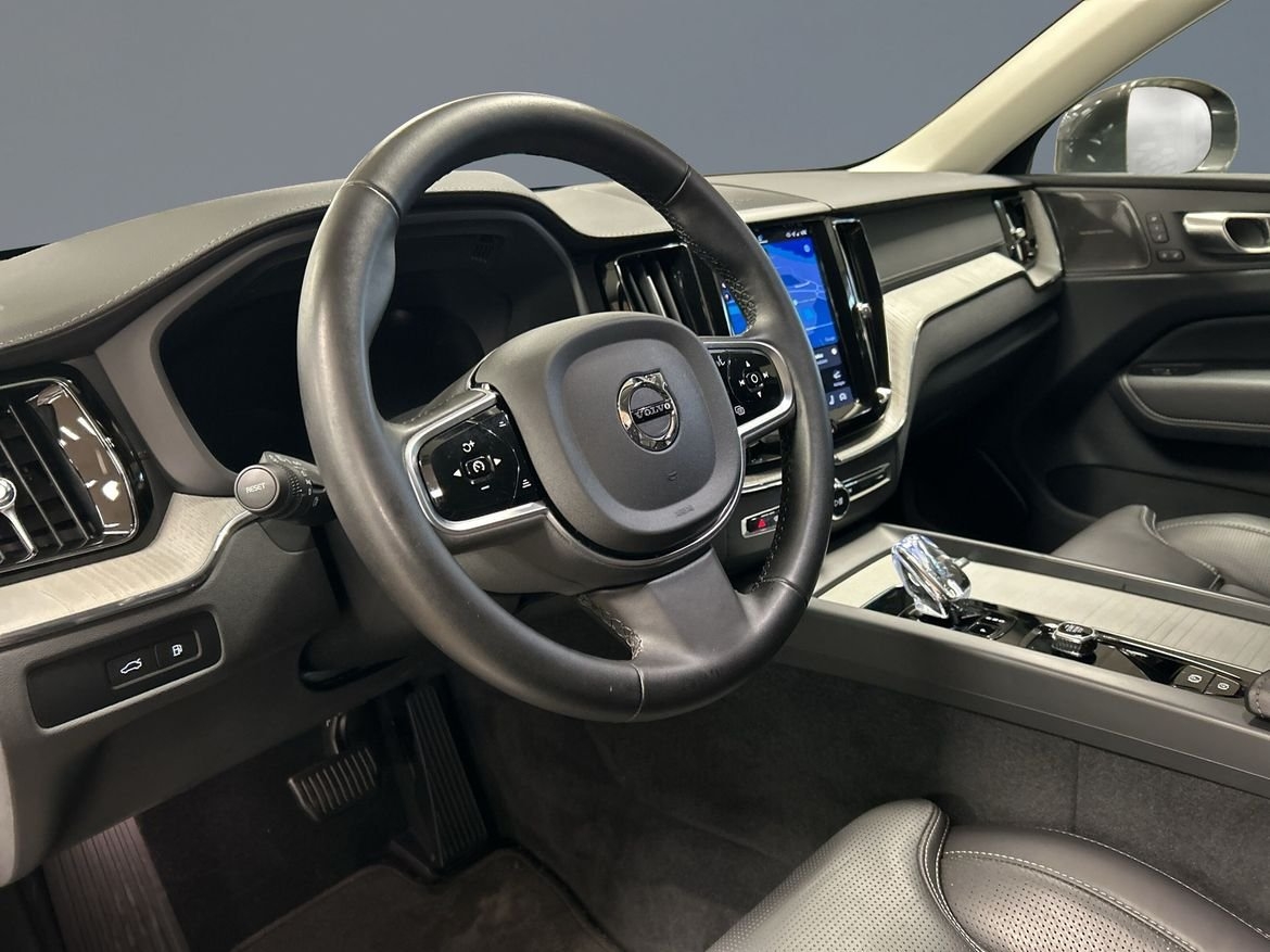 Volvo XC60 T6 AWD Ultra Bright 2025, bild 5/19