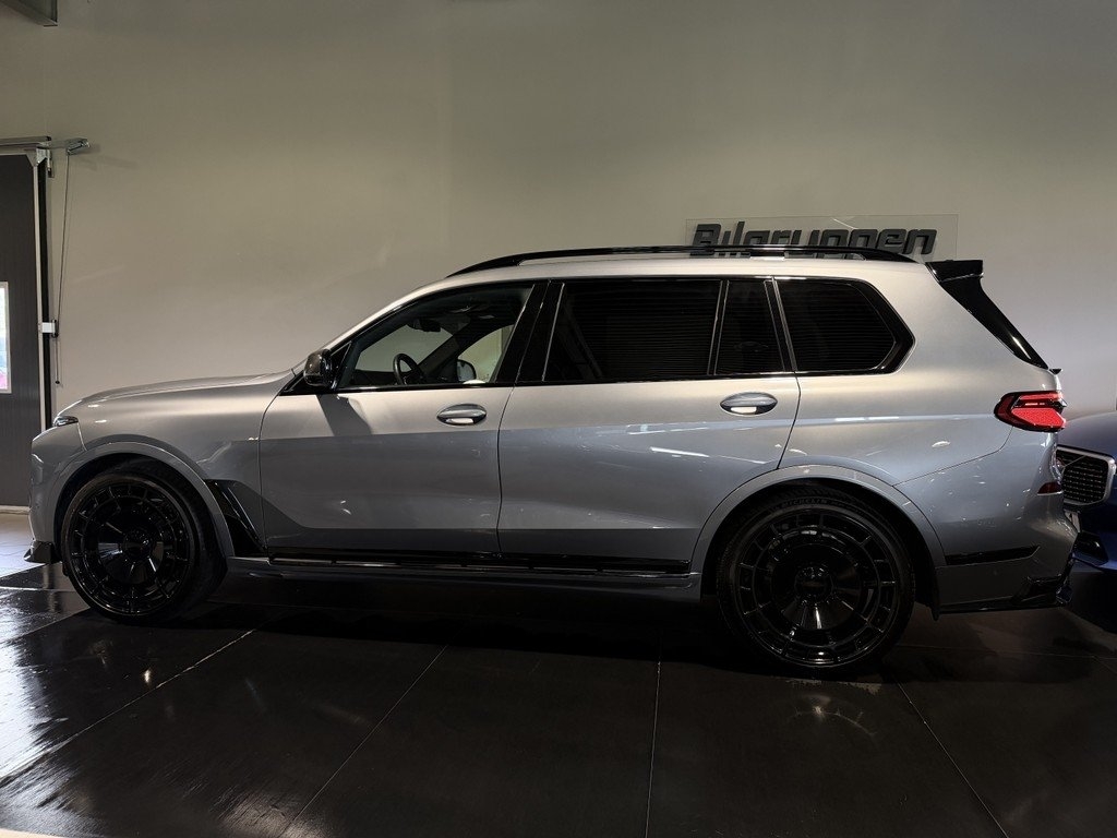 BMW X7 2024, bild 3/10