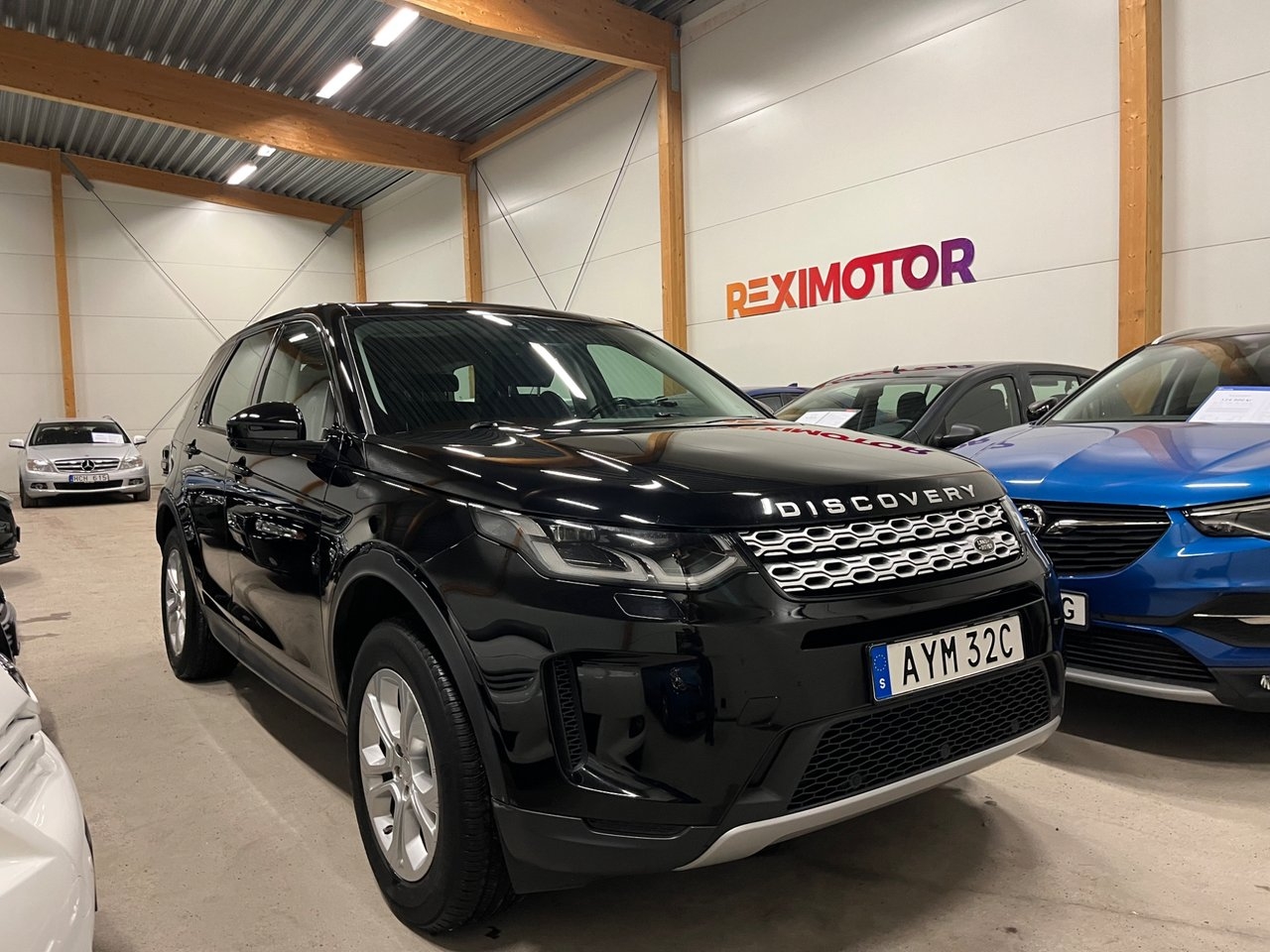 Land Rover Discovery Sport 2020, kuva 2/10