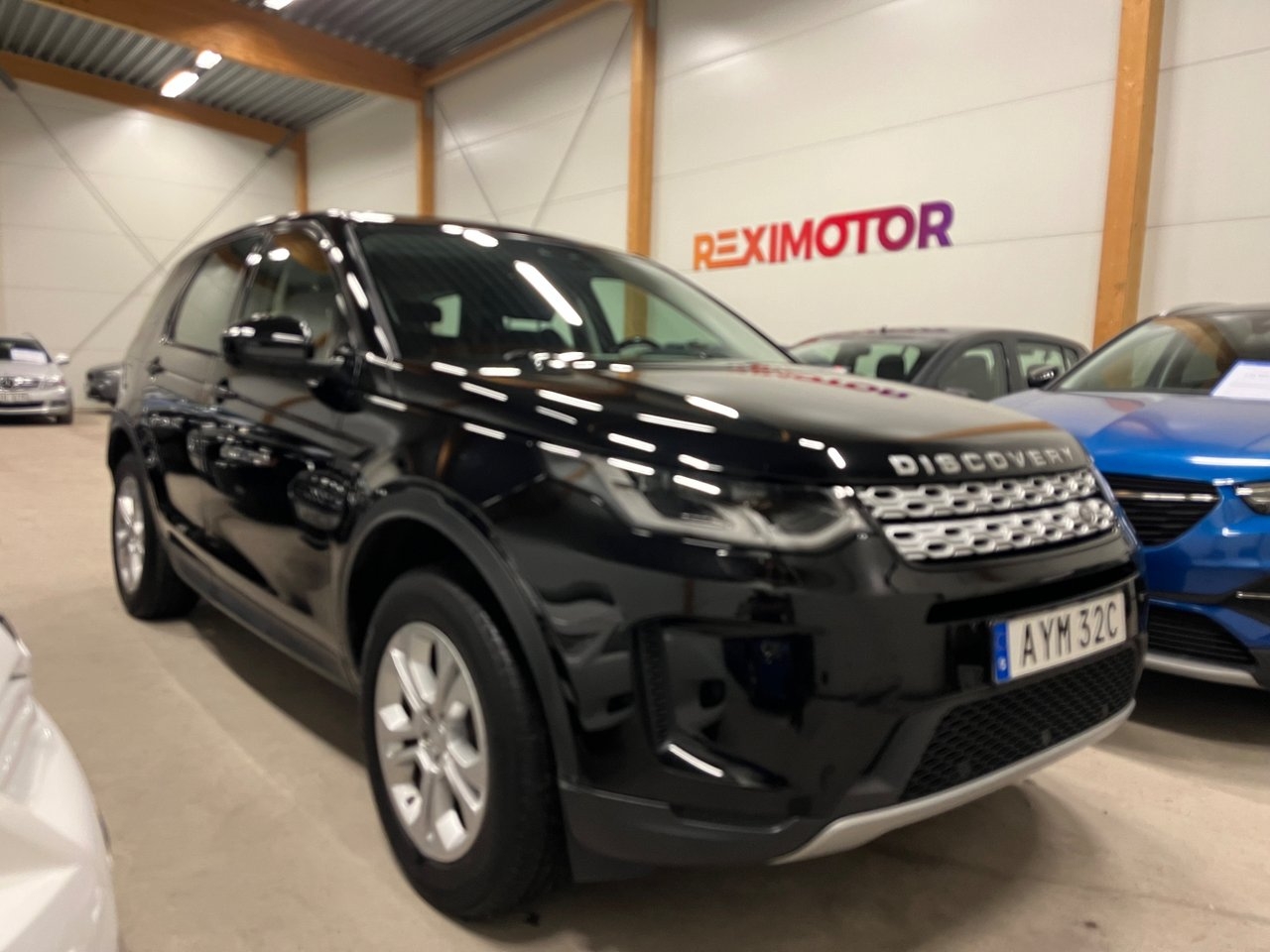 Land Rover Discovery Sport 2020, kuva 3/10