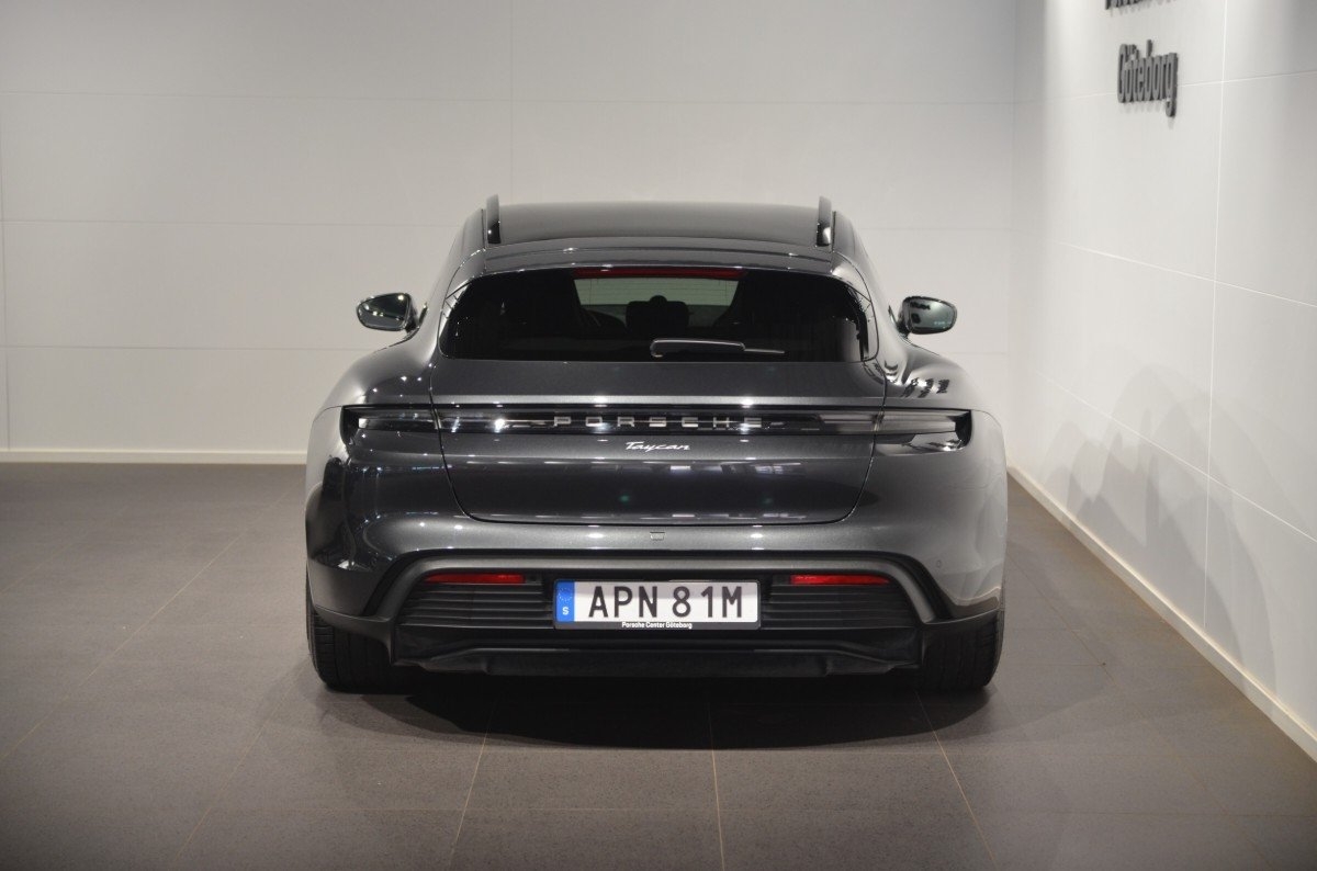 Porsche Taycan Sport Turismo 2024, kuva 7/10