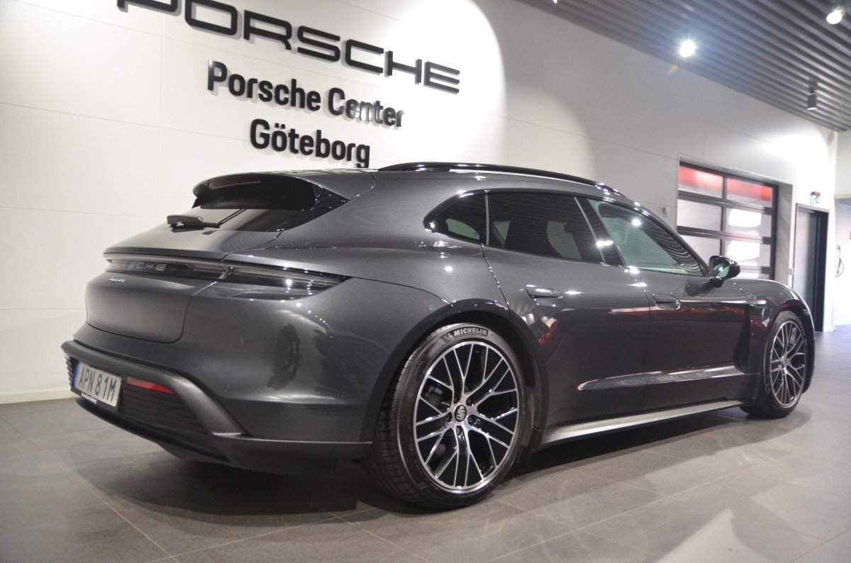 Porsche Taycan Sport Turismo 2024, kuva 4/10