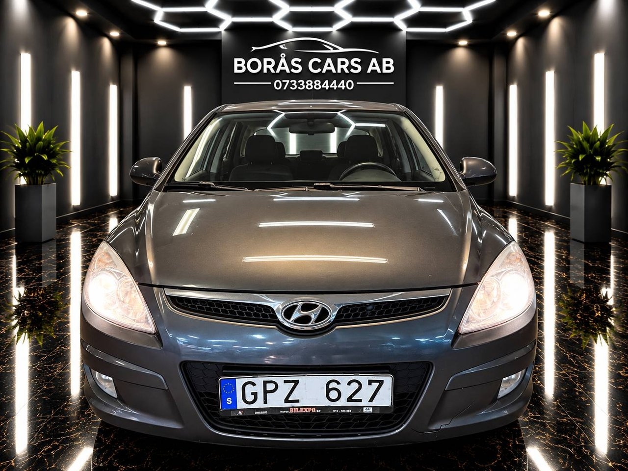 Hyundai i30 1.6 (114) CRDi 2008, bild 2/10