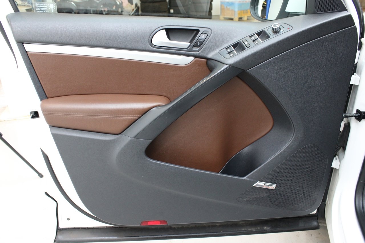 Volkswagen Tiguan 2012, bild 7/10