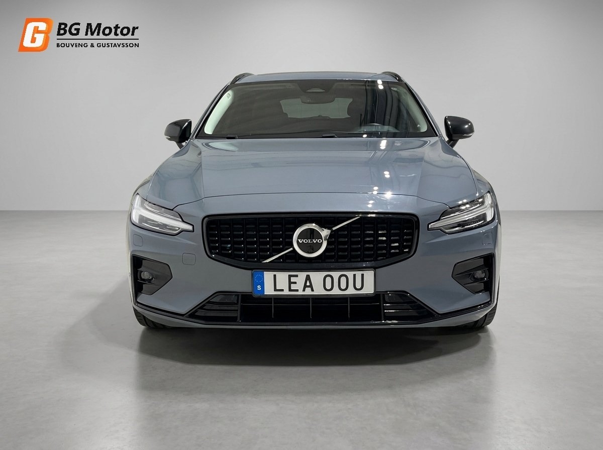 Volvo V60 2023, kuva 3/20