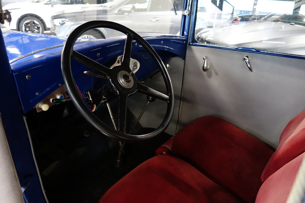 Ford Model A Fordor 3-fönsters Sedan 3.3 1930, bild 5/5