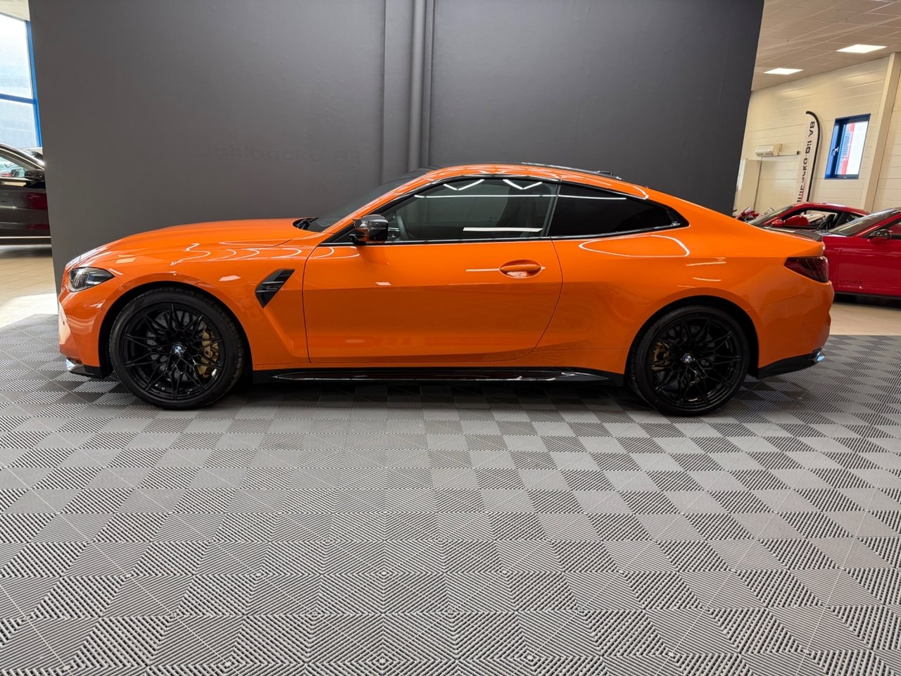 BMW M4 2025, photo 3/10