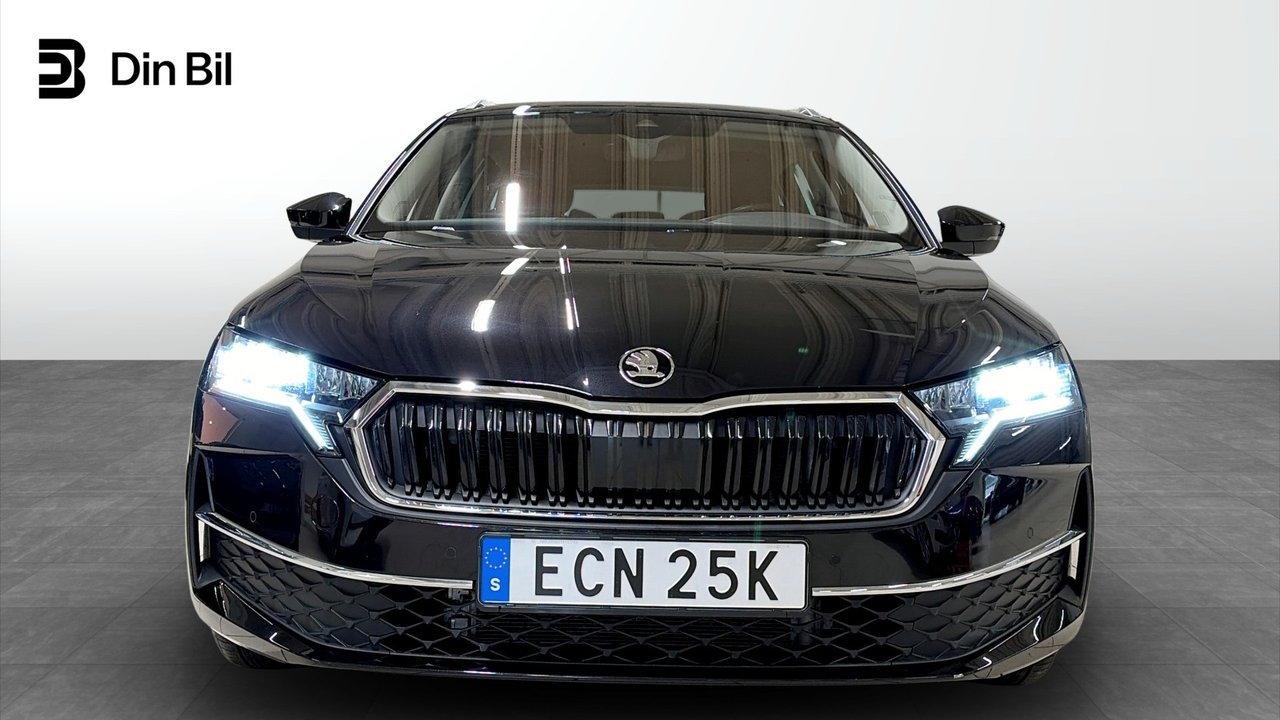 Skoda Octavia 1.5 TSI mHEV Drag Värmare 2025, bild 4/21