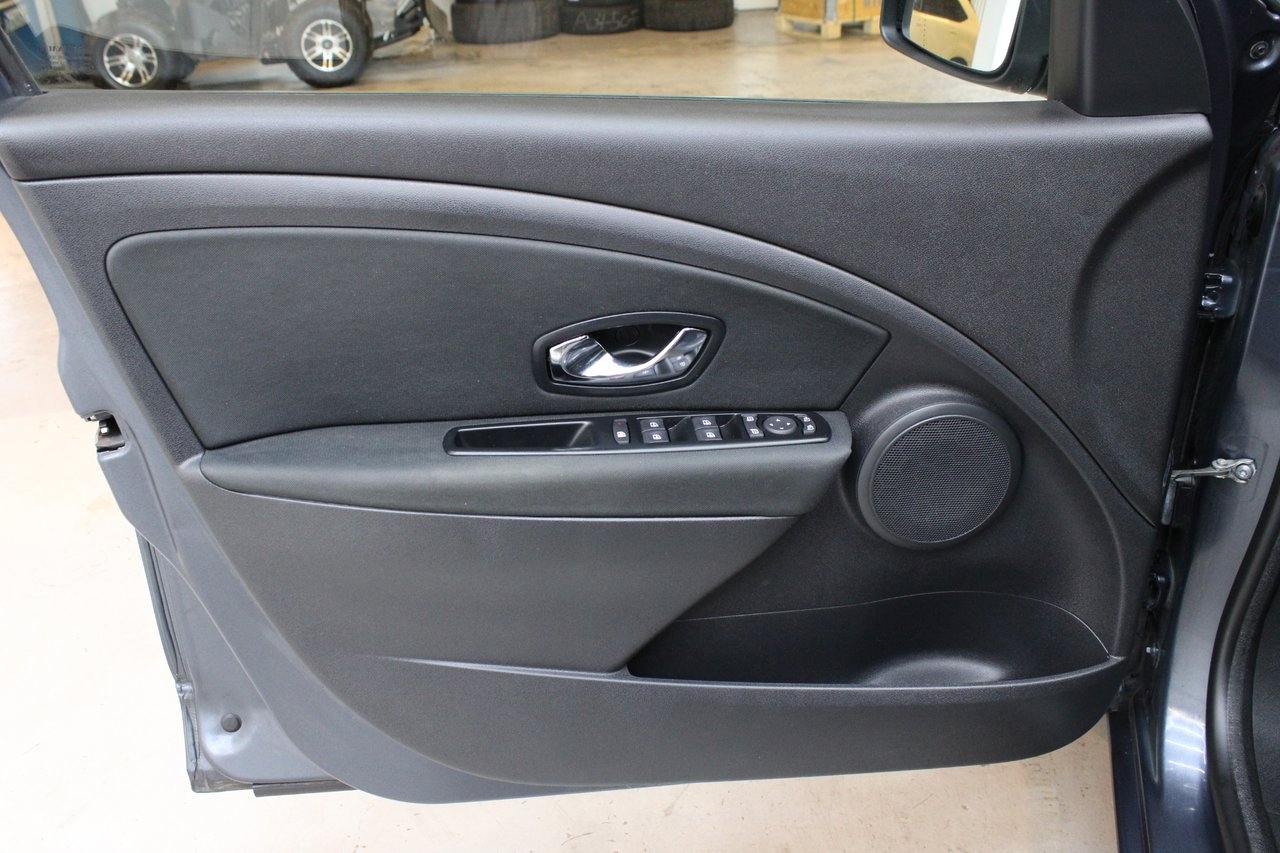 Renault Megane 2015, bild 7/10