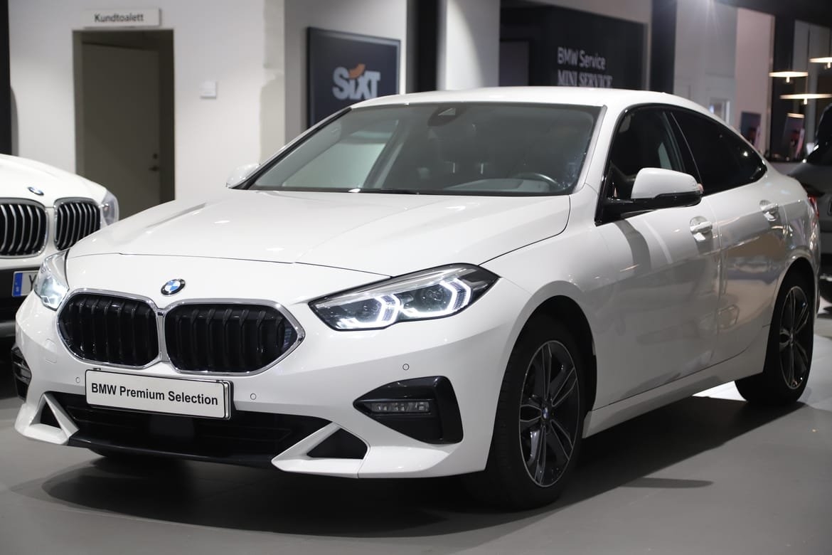 BMW 218