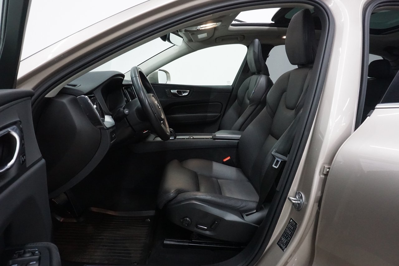 Volvo XC60 2023, bild 6/10