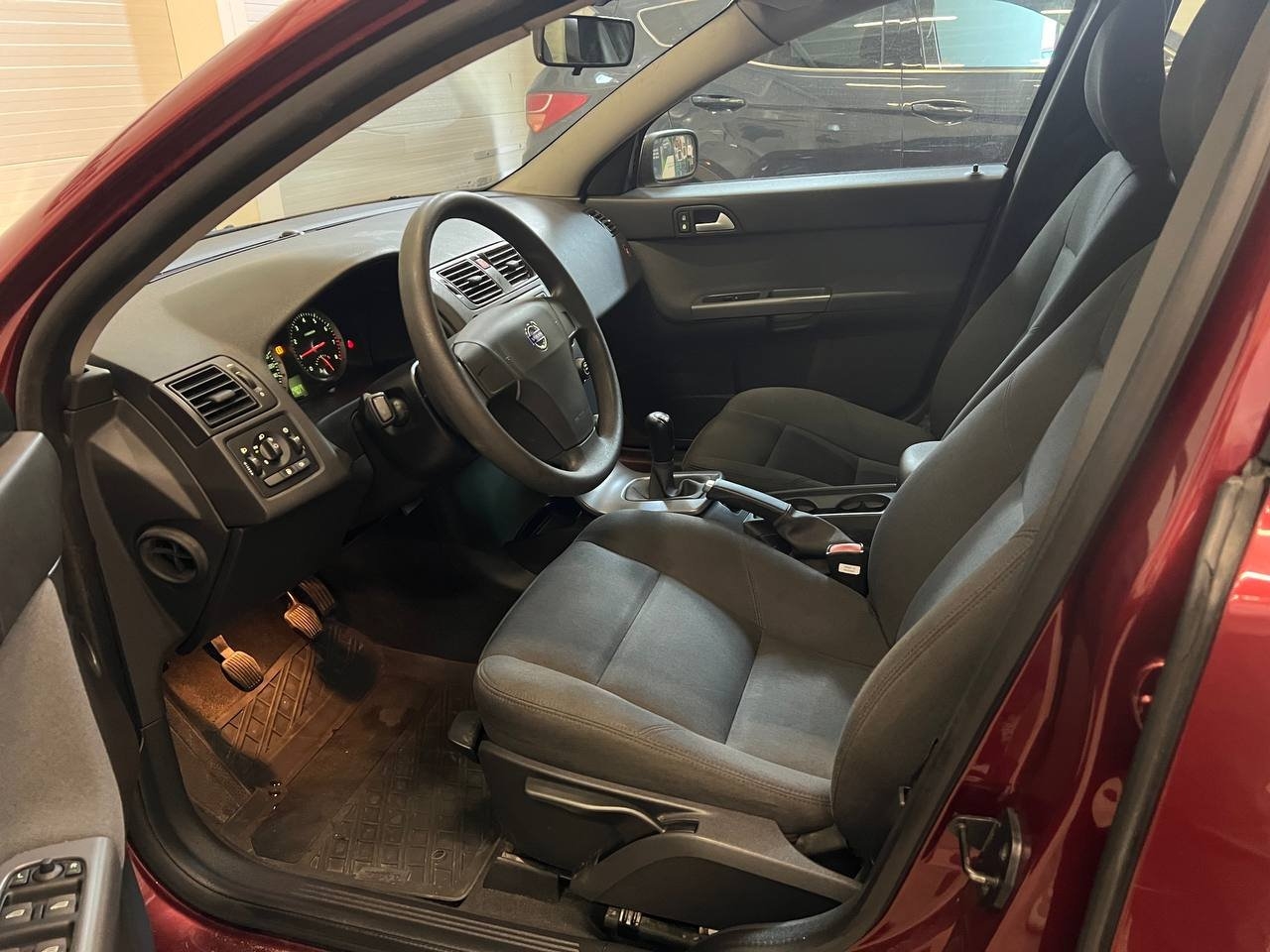 Volvo S40 2006, kuva 7/10