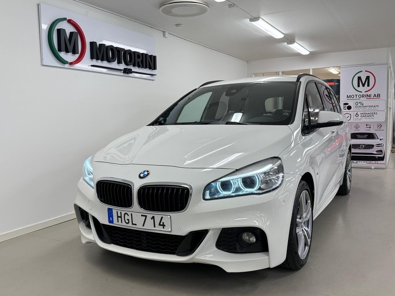 BMW 220