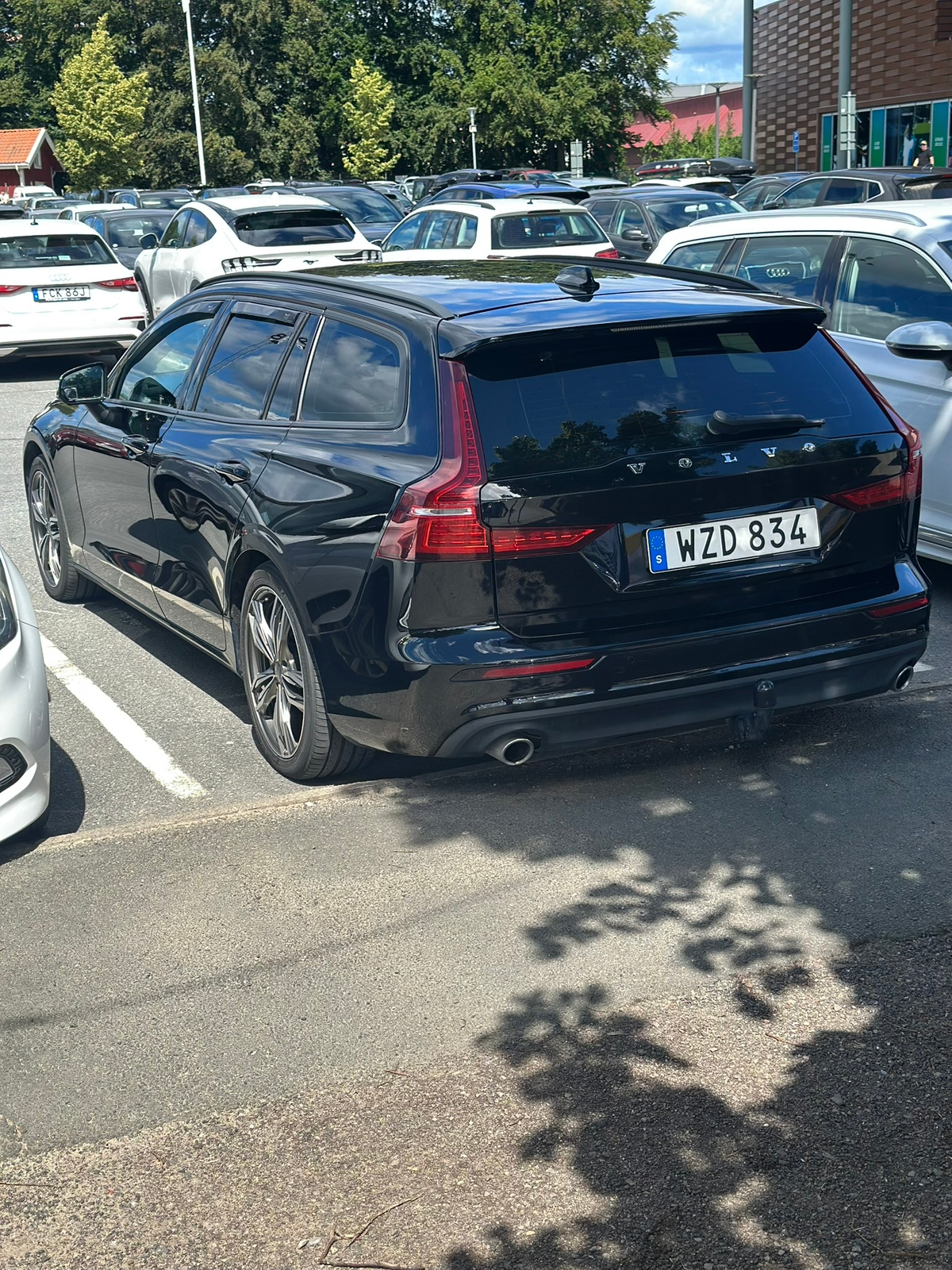 Volvo V60 D4 Geartronic 2019, bild 4/7