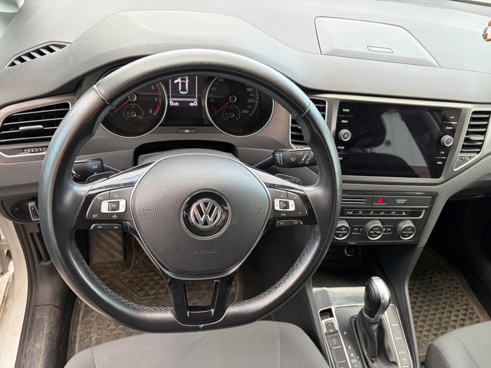 Volkswagen Golf Sportsvan 2019, bild 3/7