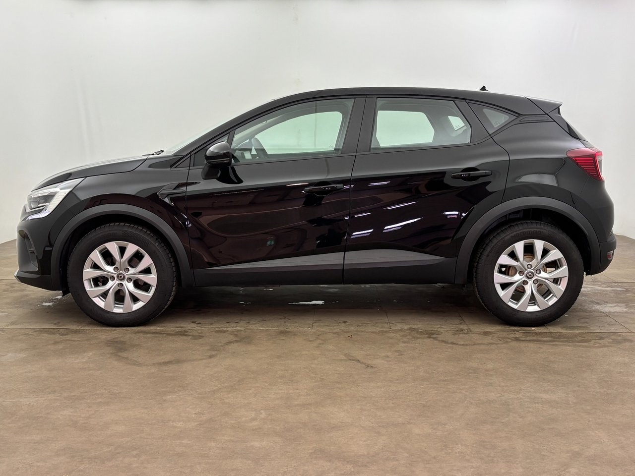 Renault Captur 1.3 TCe EDC 140hk 2024, bild 3/10