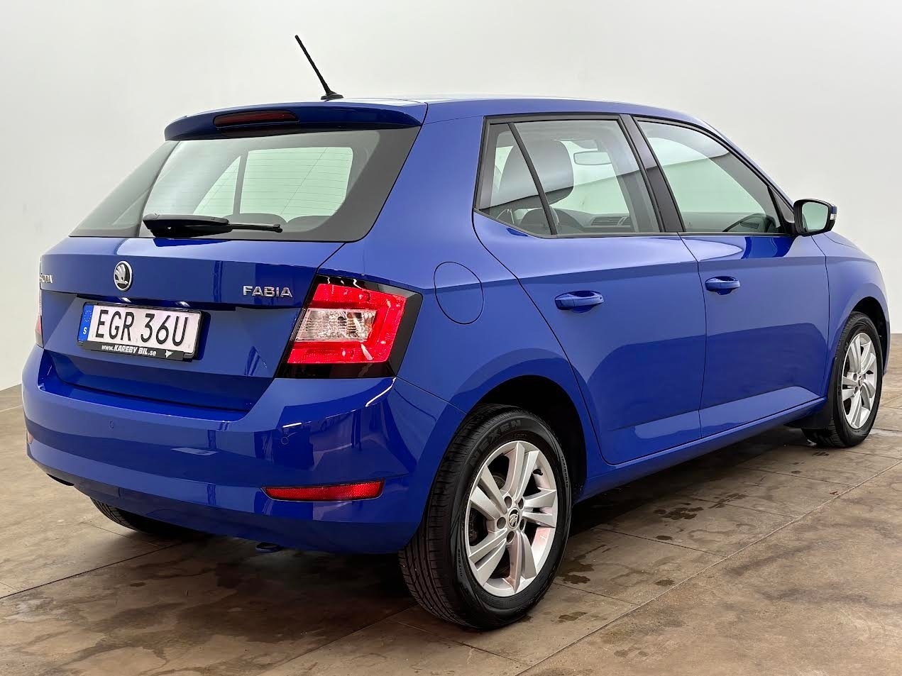 Skoda Fabia 1.0 TSI Style 95hk Sensorer 2019, bild 6/10