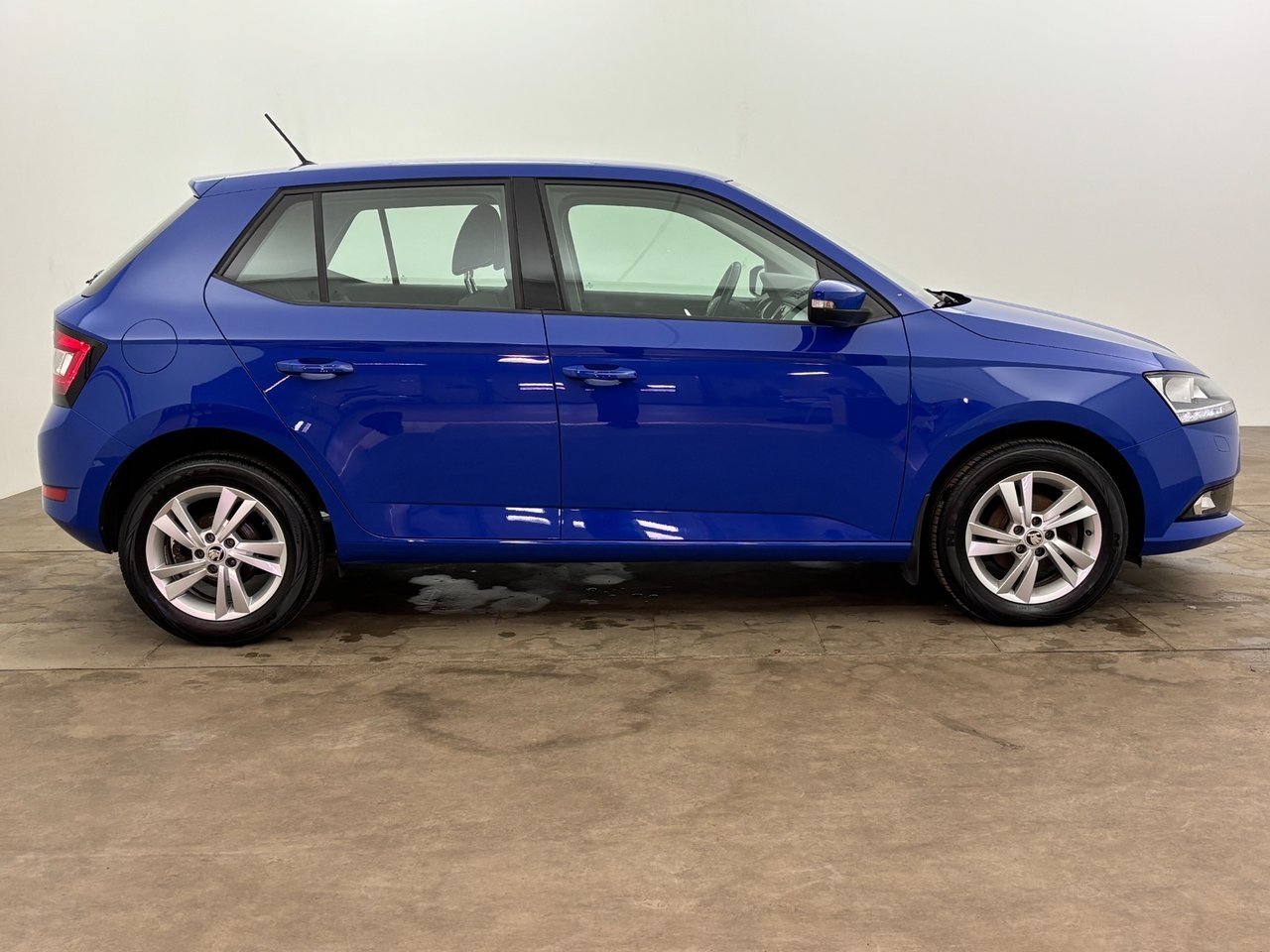Skoda Fabia 1.0 TSI Style 95hk Sensorer 2019, bild 7/10