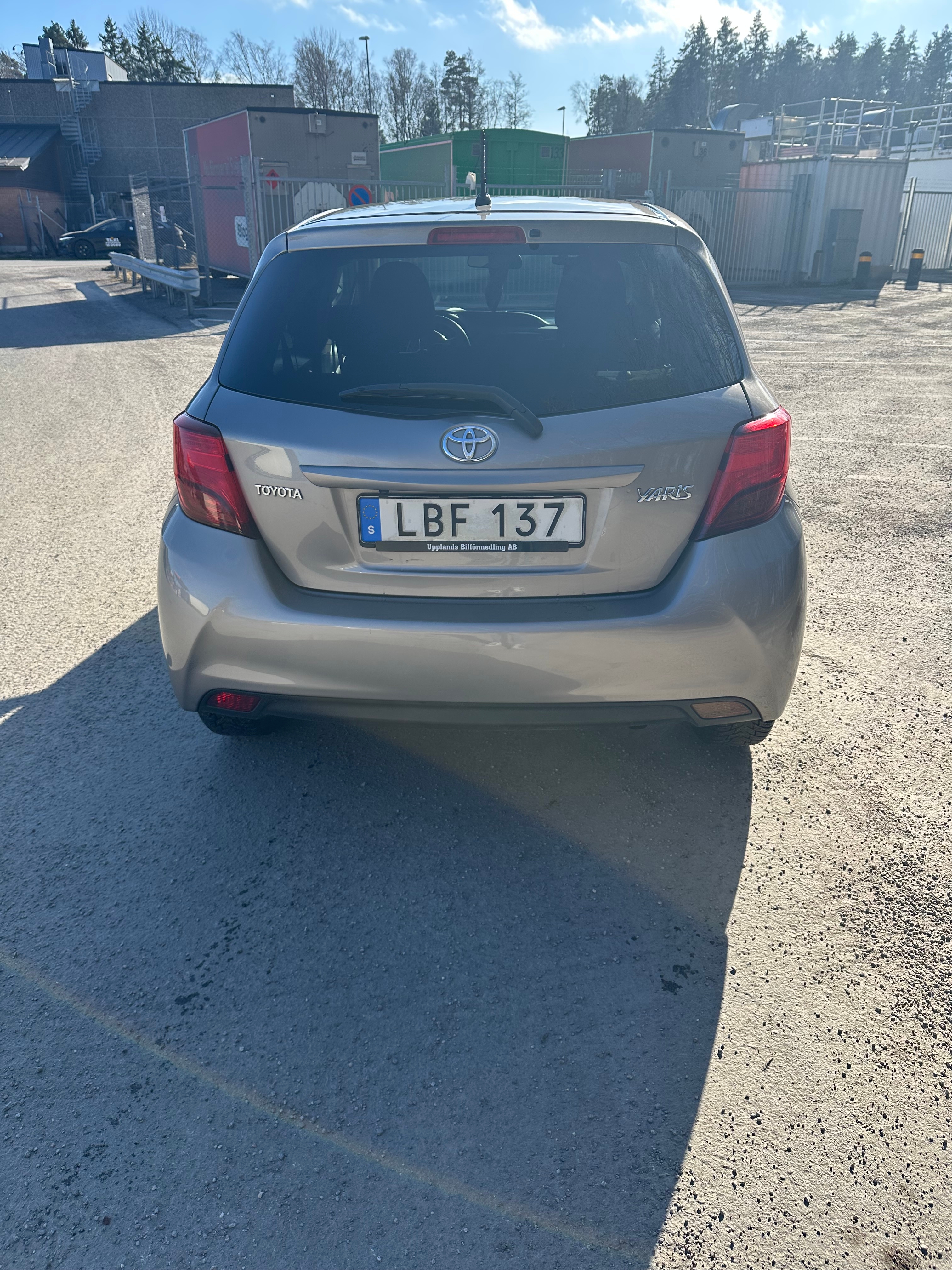 Toyota Yaris 2015, bild 5/10