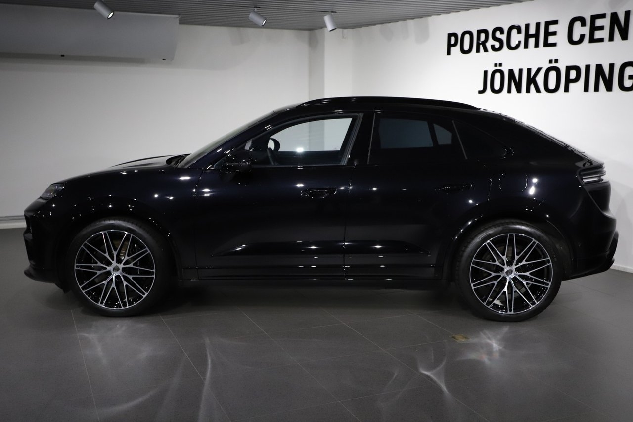 Porsche Macan Turbo / InnoDrive 2025, kuva 2/10