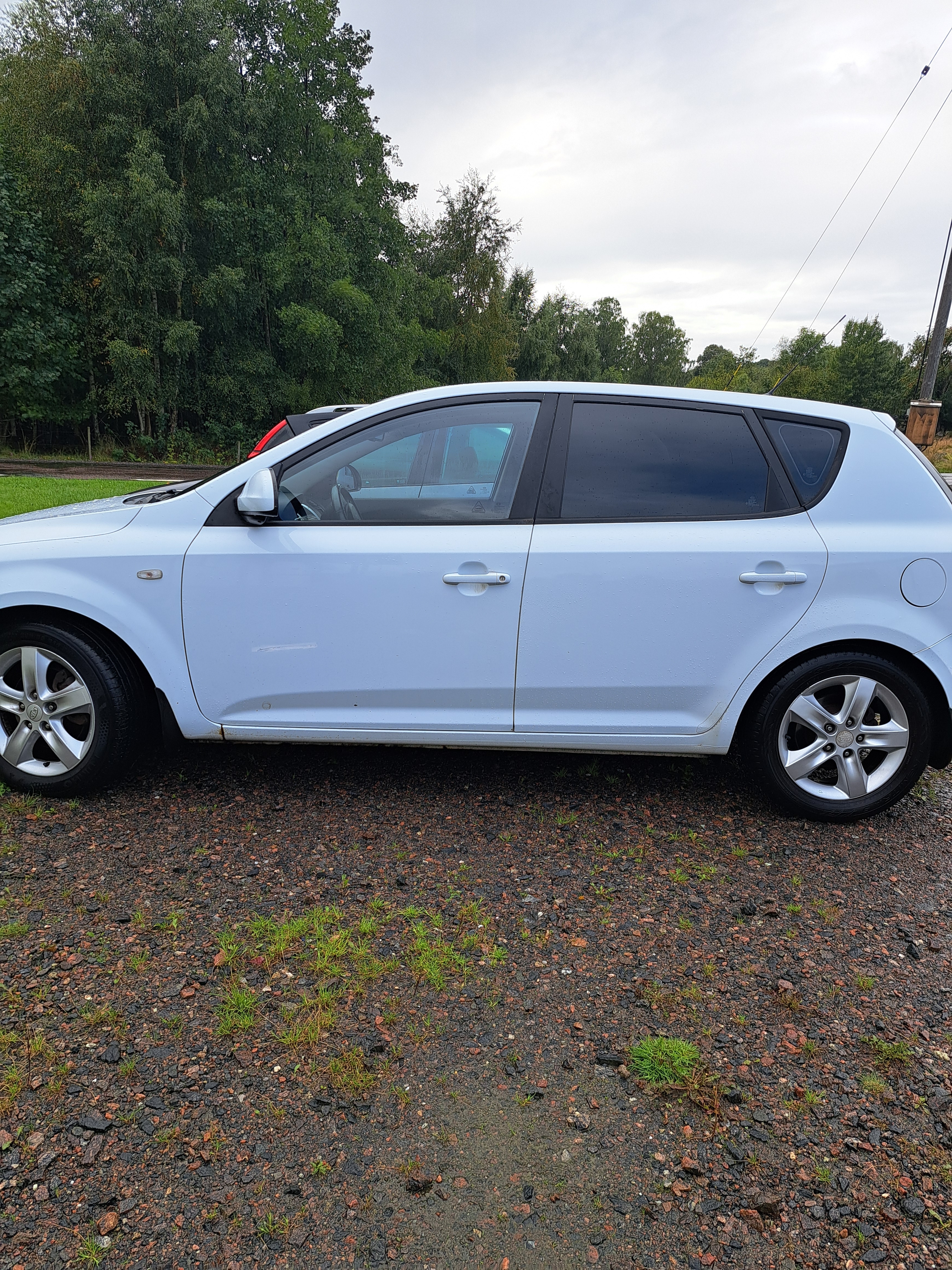 Kia Ceed 1.6 CRDi Manuell 2009, bild 2/2