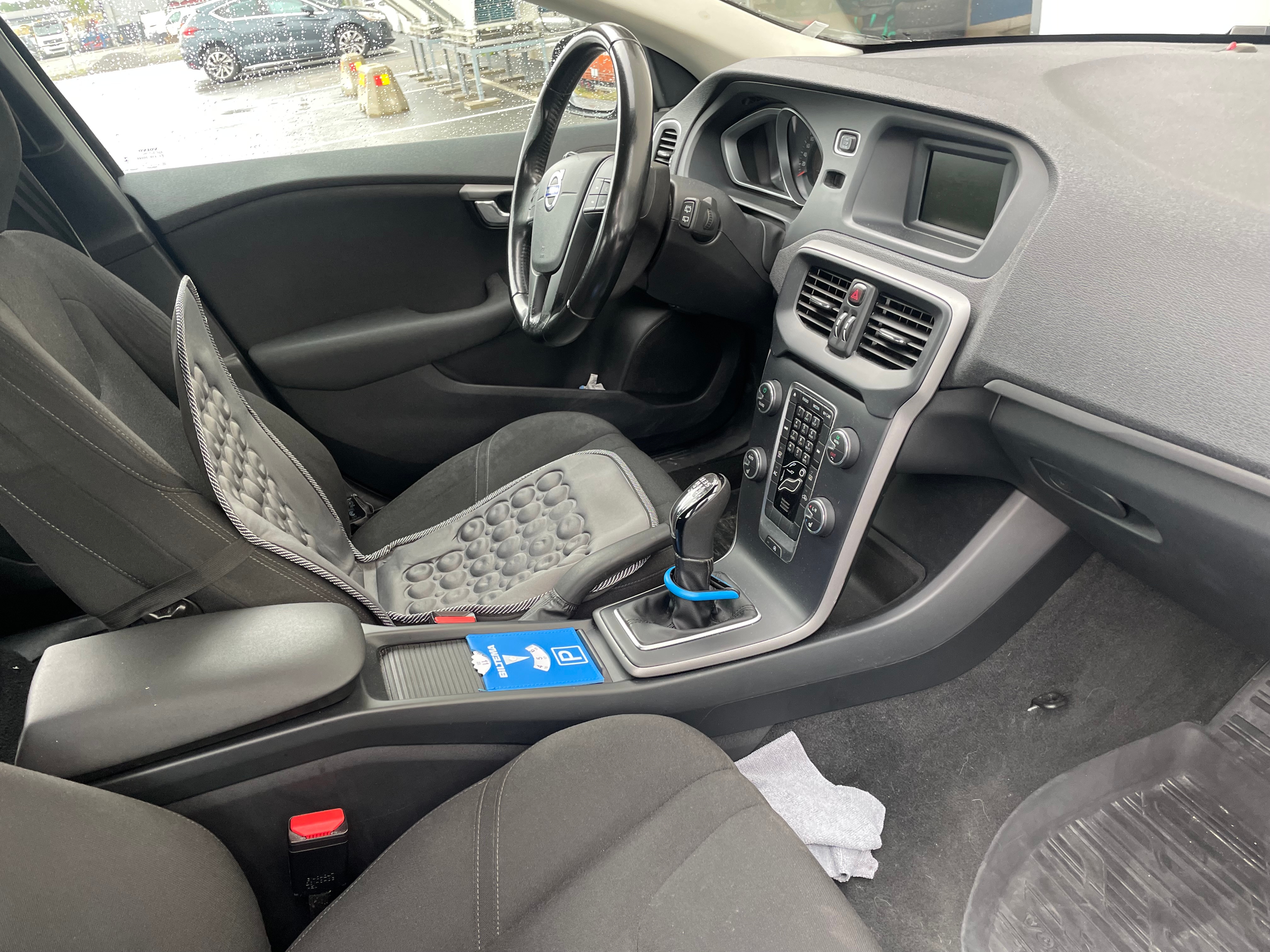 Volvo V40 T2 Manuell 2014, bild 6/10