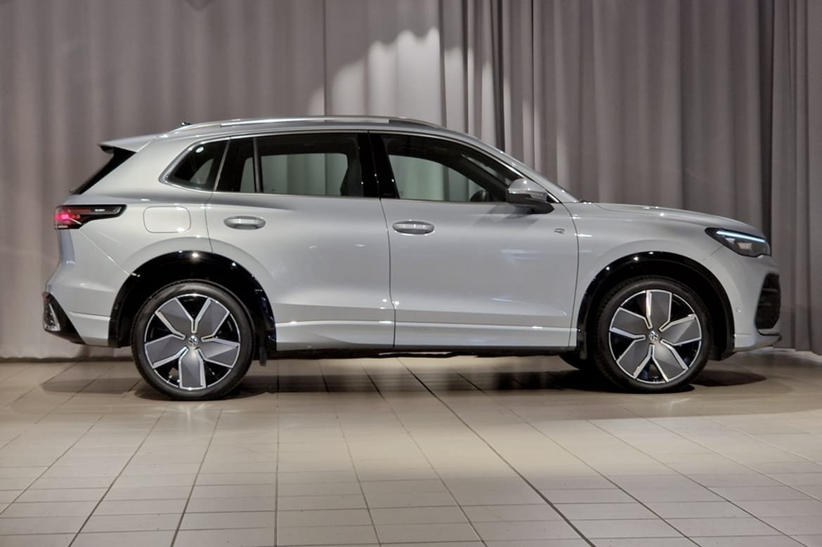 Volkswagen Tiguan R-line 2.0 TDI 4M 2026, bild 3/10
