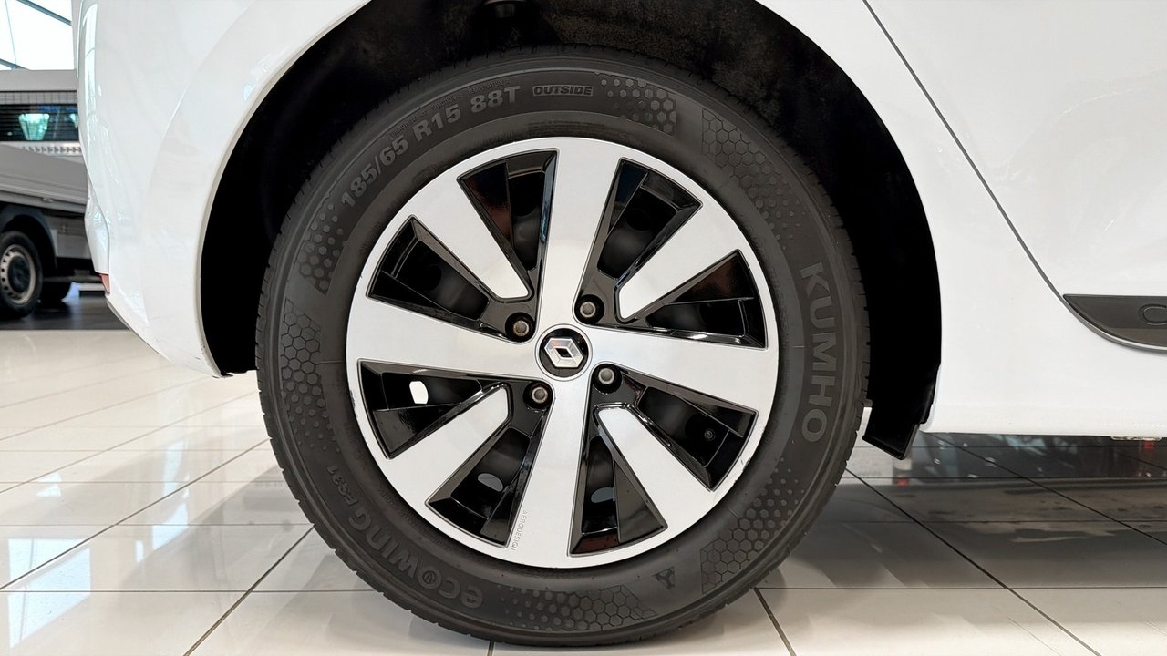 Renault Clio Equilibre 2023, bild 7/22