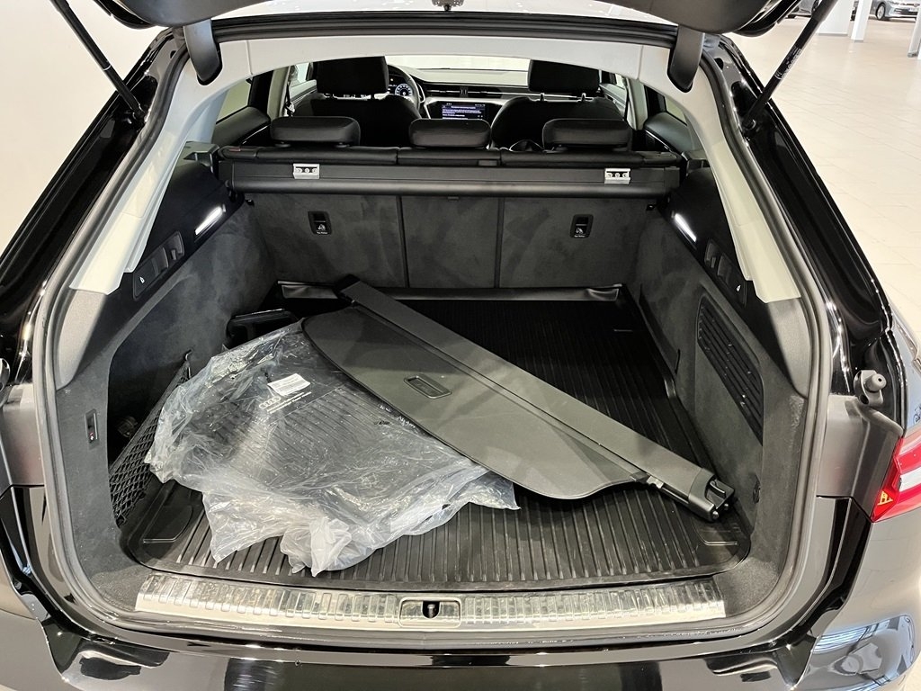 Audi A6 Avant 40 Drag Värmare Nav 2025, bild 7/10