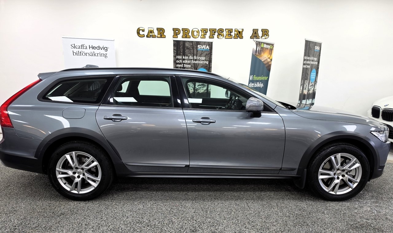 Volvo V90 Cross Country 2018, kuva 5/10