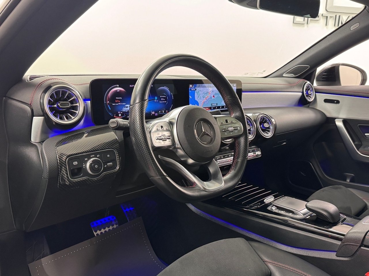 Mercedes-Benz CLA 200d 4WD AMG 2021, kuva 4/10
