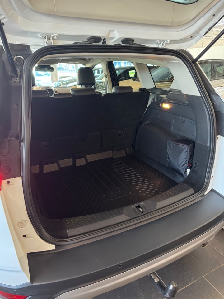 Ford Kuga 2016, bild 6/10