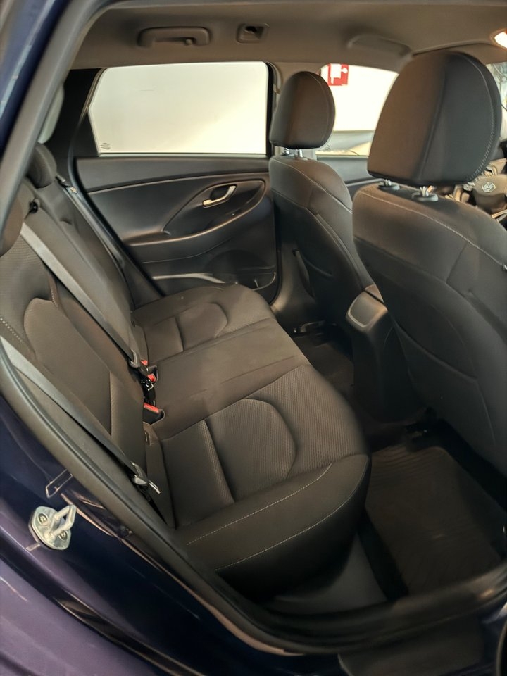 Hyundai i30 Kombi 1.6 CRDi 2020, bild 7/10