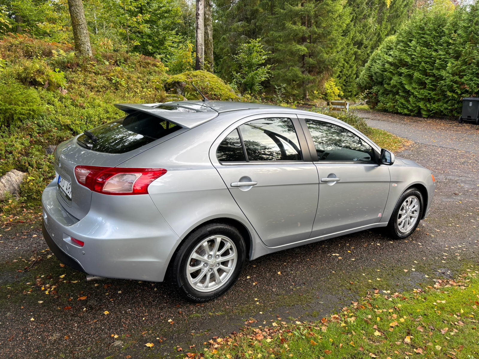Mitsubishi Lancer 2011, bild 2/7