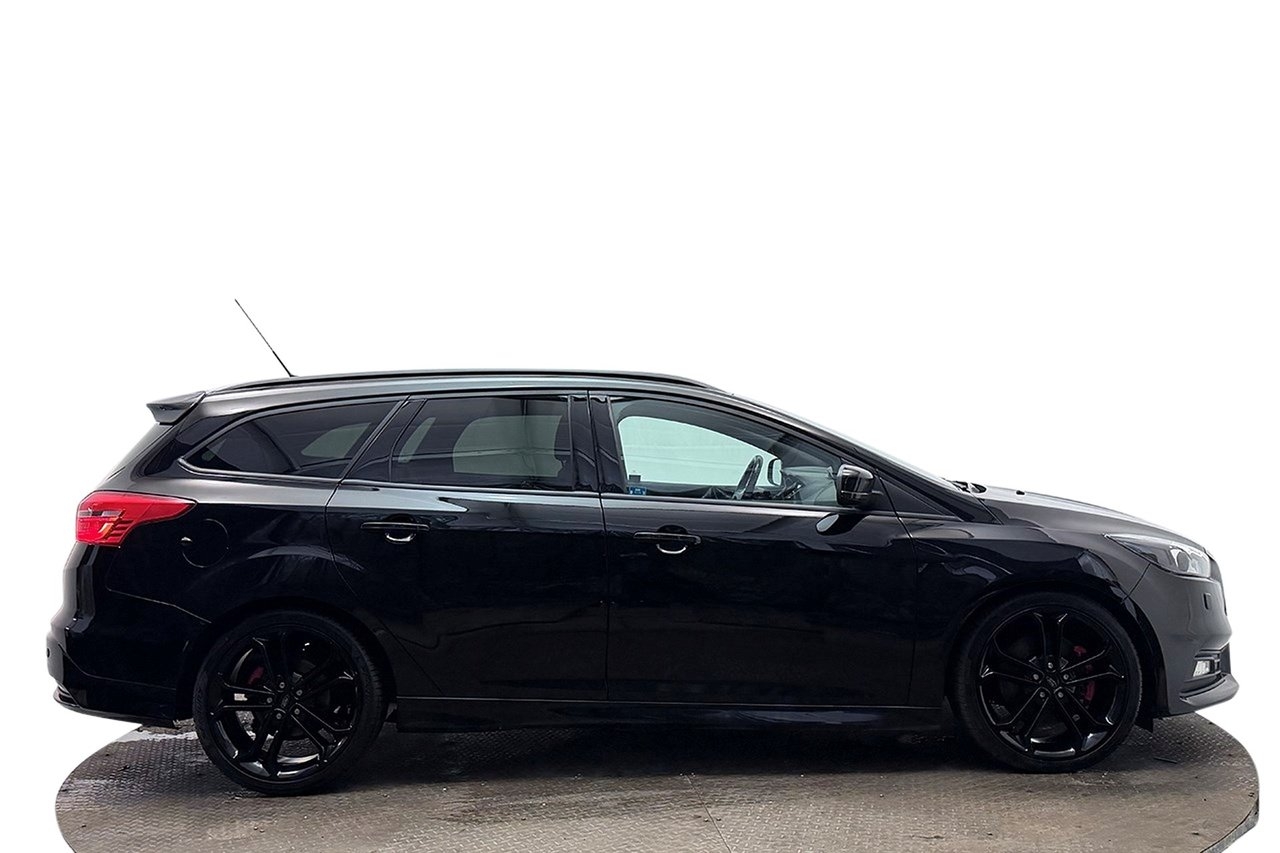 Ford Focus 2017, photo 5/33