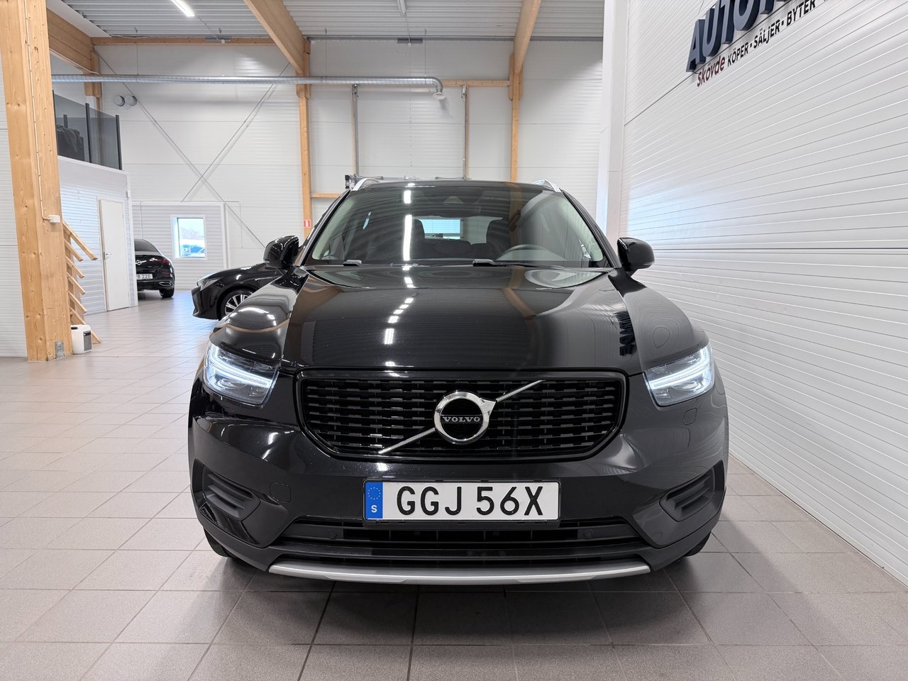 Volvo XC40 T2 Geartronic Momentum Euro 6 2021, bild 2/10