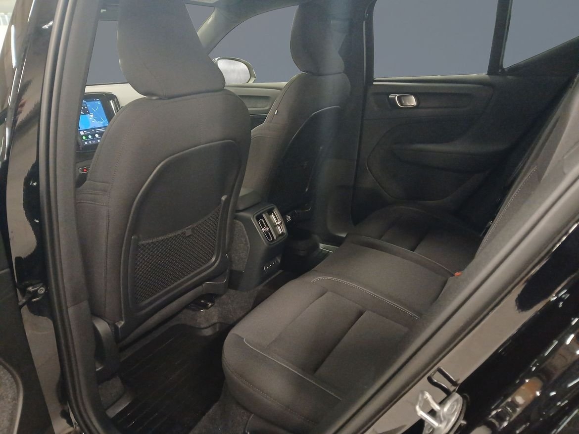 Volvo EX40 2025, bild 7/10
