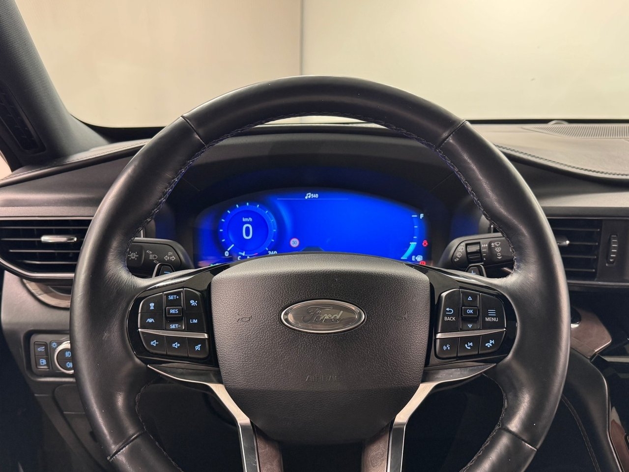 Ford Explorer 2021, photo 7/10