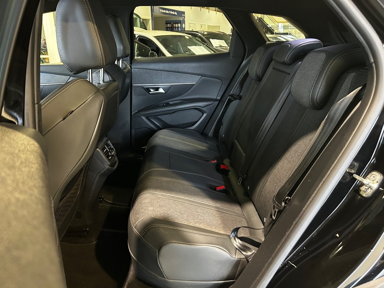 Peugeot 3008 2020, bild 7/10