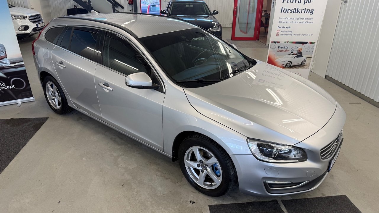 Volvo V60 2015, bild 2/10