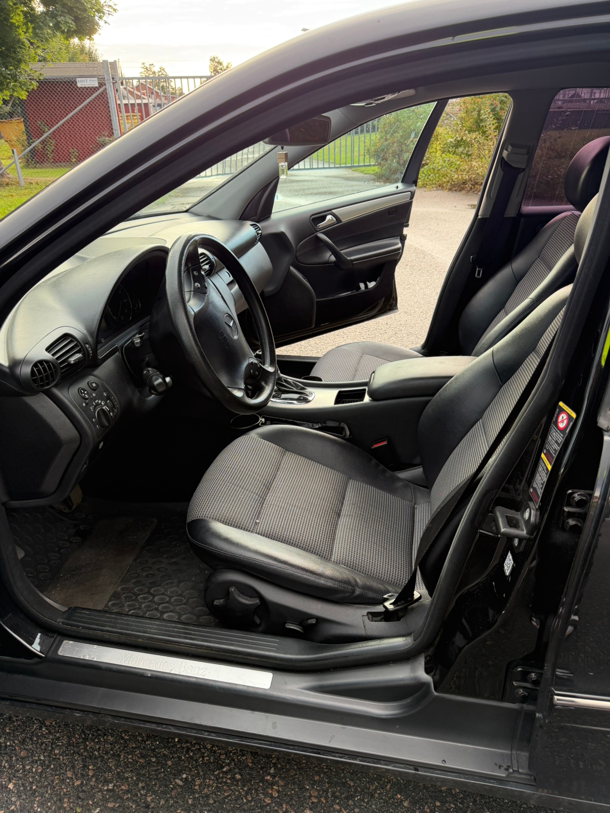 Mercedes-Benz C 2006, bild 6/10