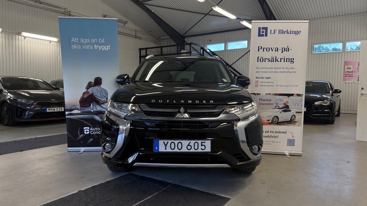 Mitsubishi Outlander 2017, photo 3/10